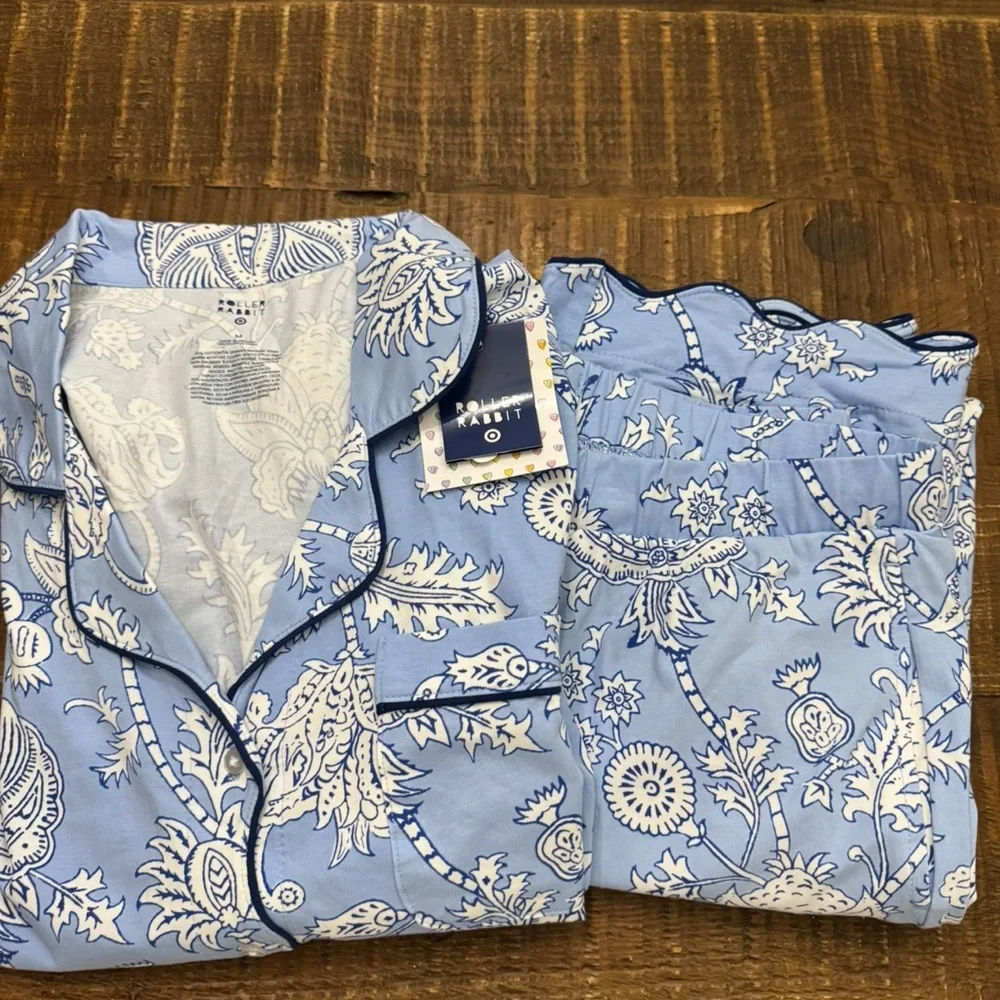 Roller Rabbit x Target Floral Vines Print Long Sleeve Pajama Set - Picture 1 of 5